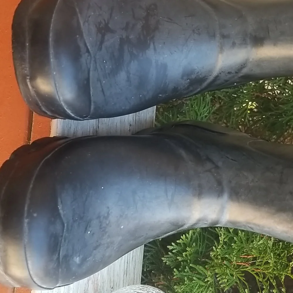 Hunter Black Tall Rain Boots